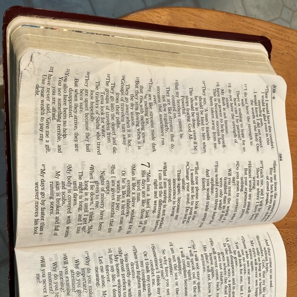 Vintage 1986 - 1988. Holy Bible “ International Children’s “ with many pictures - Picture 9 of 13